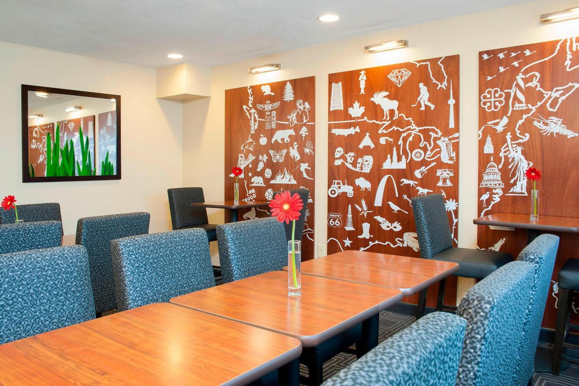 Towneplace Suites Indianapolis Park 100 Ngoại thất bức ảnh