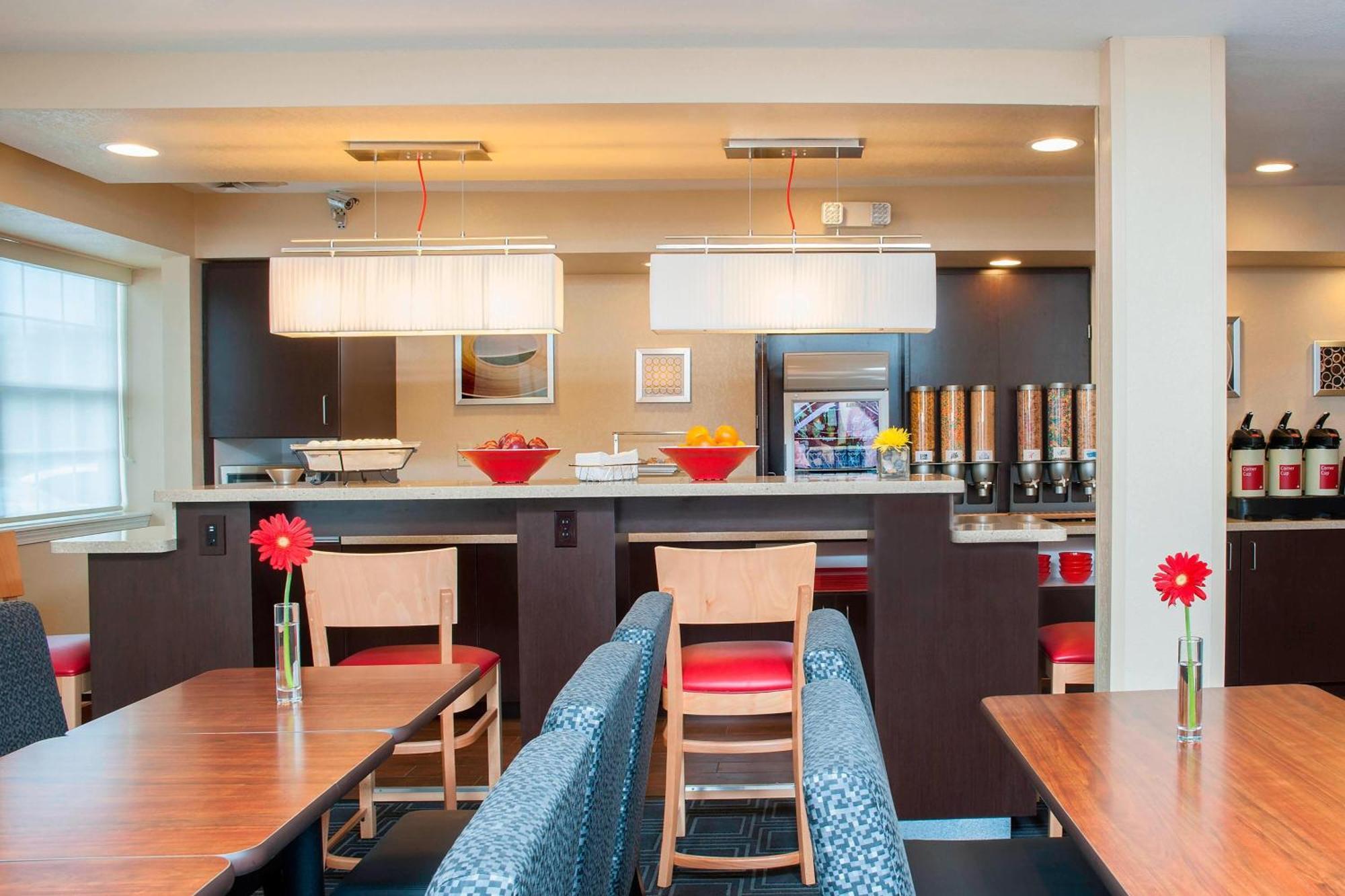 Towneplace Suites Indianapolis Park 100 Ngoại thất bức ảnh